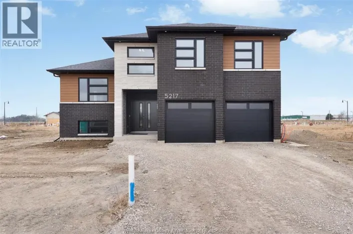 2410 PARTINGTON, Windsor