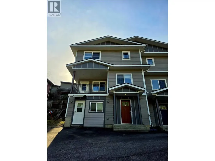2410 PERRIER Lane Unit# B, Nelson