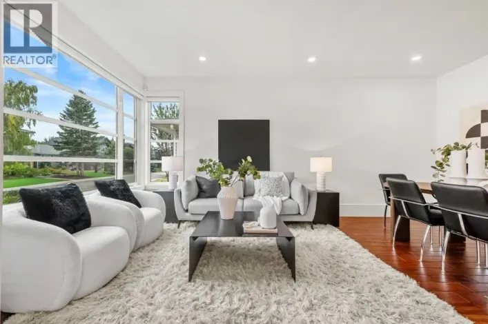 2412 28 Avenue SW, Calgary