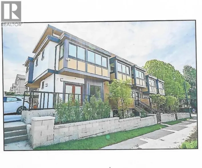 2412 DUNDAS STREET, Vancouver