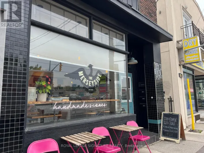 2413 DUNDAS STREET W, Toronto