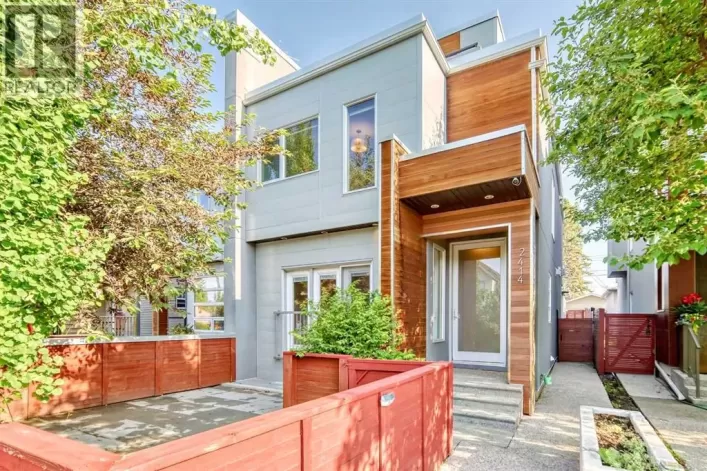 2414 31 Avenue SW, Calgary