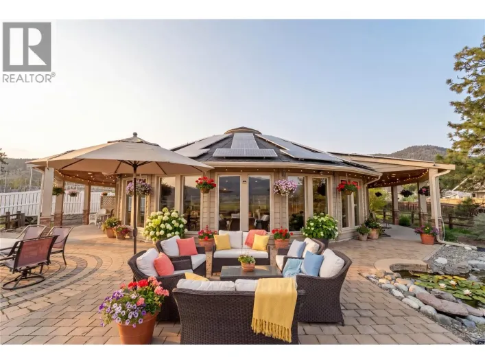 2414 Spring Bank Avenue, Merritt