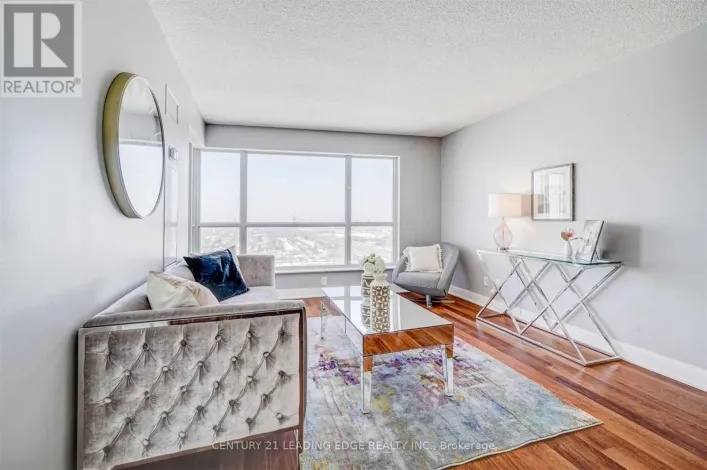 2415 - 135 VILLAGE GREEN SQUARE, Toronto