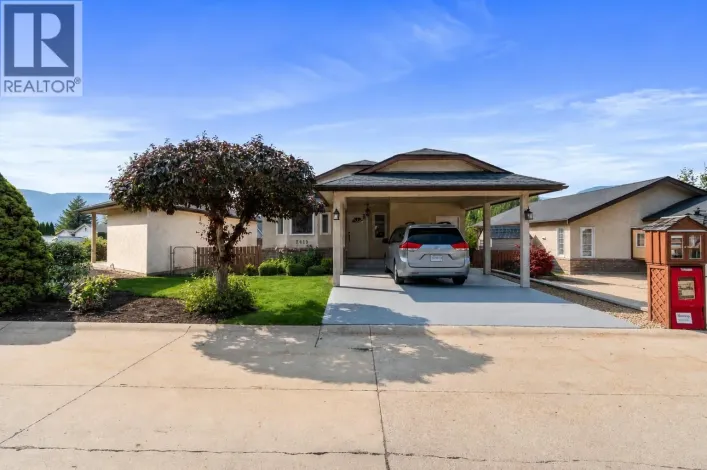 2415 5 Avenue NE, Salmon Arm