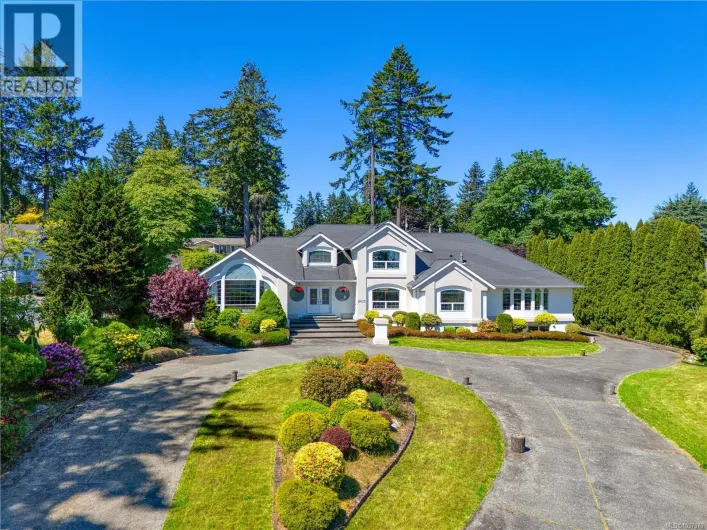 2415 Departure Bay Rd, Nanaimo