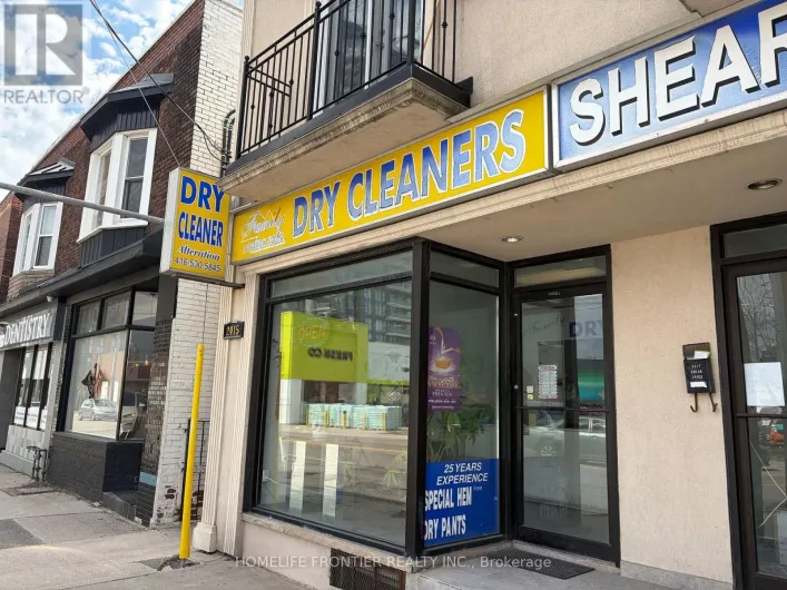 2415 DUNDAS STREET W, Toronto