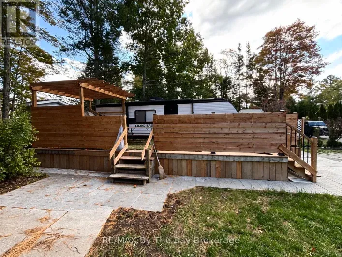 242 - 85 THEME PARK DRIVE, Wasaga Beach