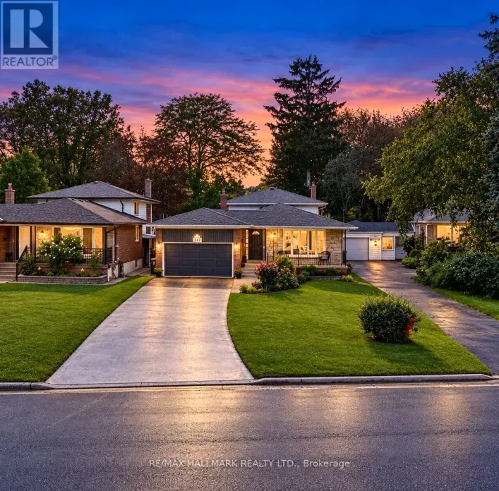 242 BEECHGROVE DRIVE, Toronto