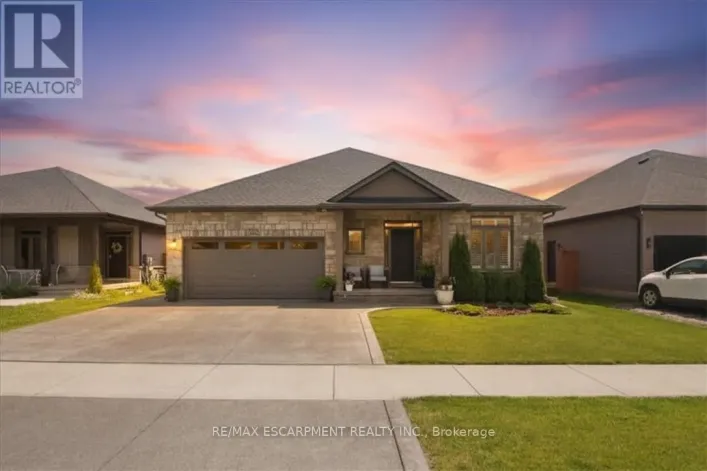 242 JULIA DRIVE, Welland