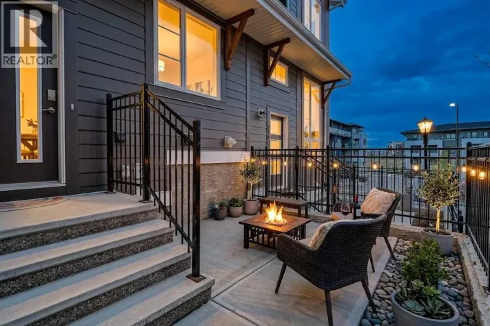 242 Livingston Common NE, Calgary