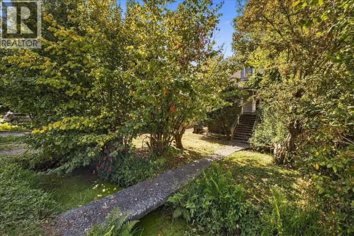 242 N BOYNE STREET, New Westminster