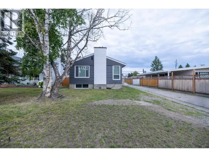 242 S LYON STREET, Prince George