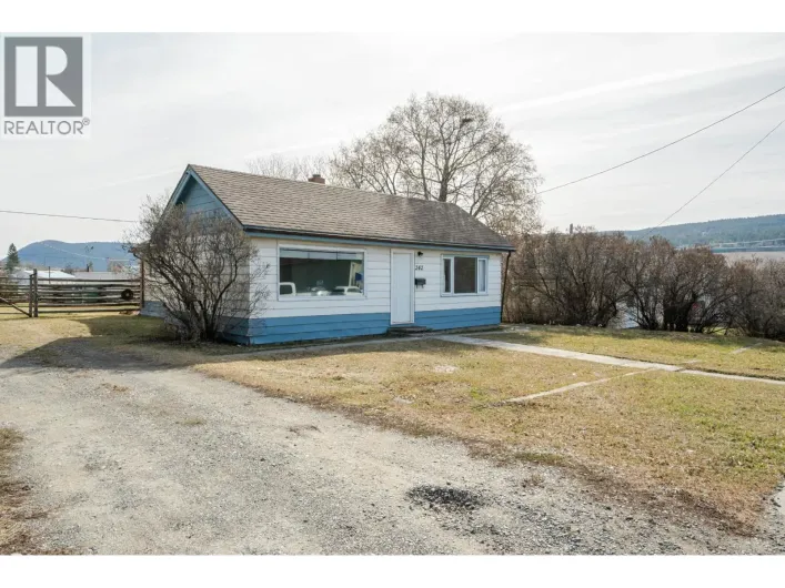 242 S THIRD AVENUE, Williams Lake