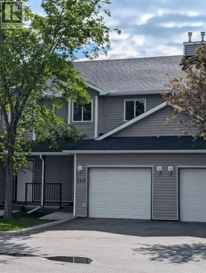 242 Taracove Place NE, Calgary