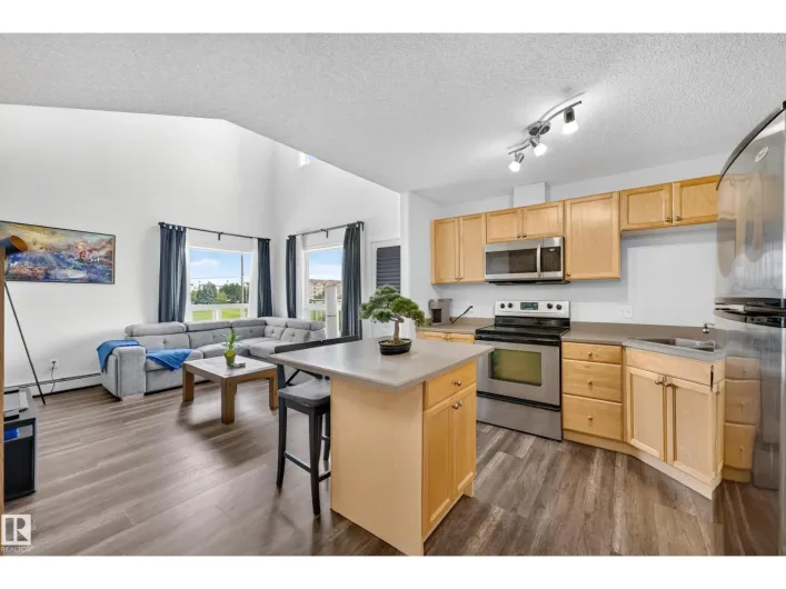 Apartment for sale: #2420 320 CLAREVIEW STATION DR NW, Edmonton