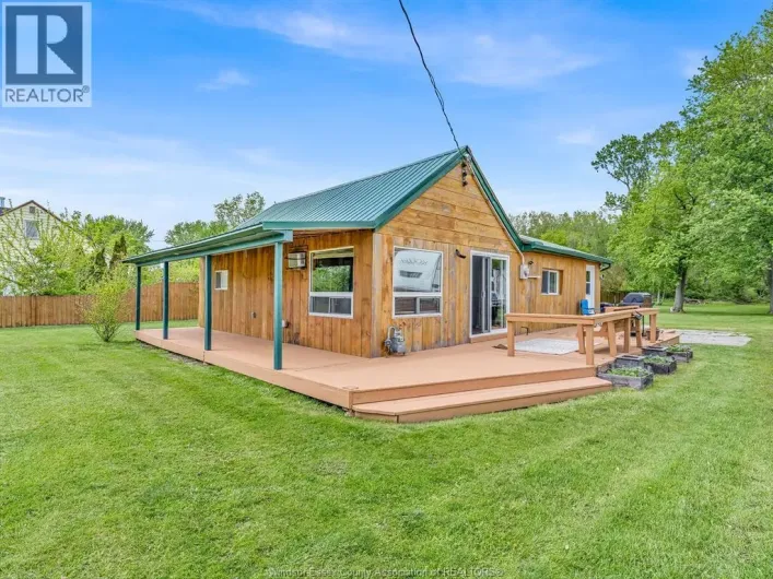 2420 COUNTY ROAD 20 West, Harrow