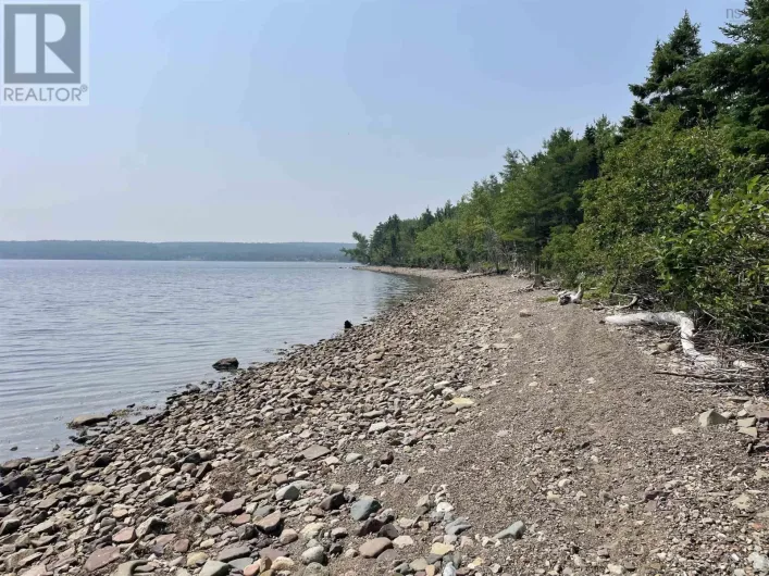 2420 Marble Mountain Road, West Bay