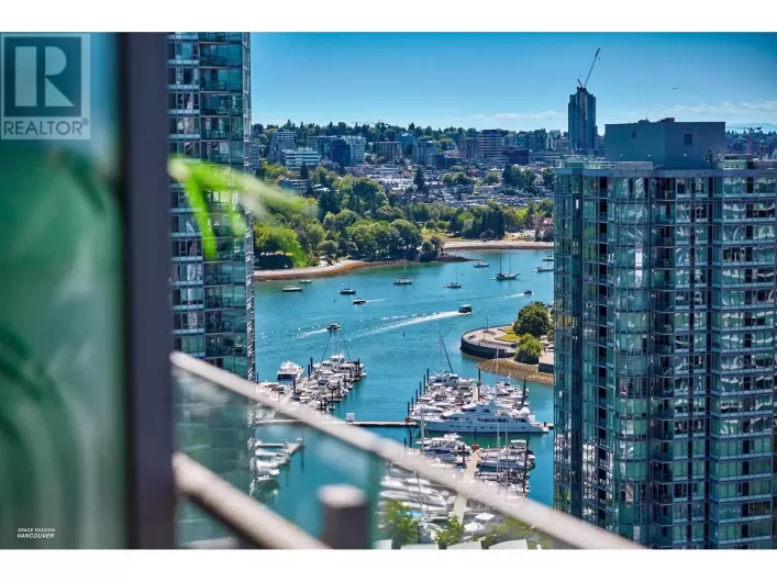 2421 89 NELSON STREET, Vancouver