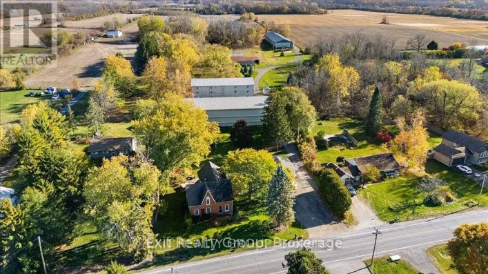2421 COUNTY RD 3, Prince Edward County