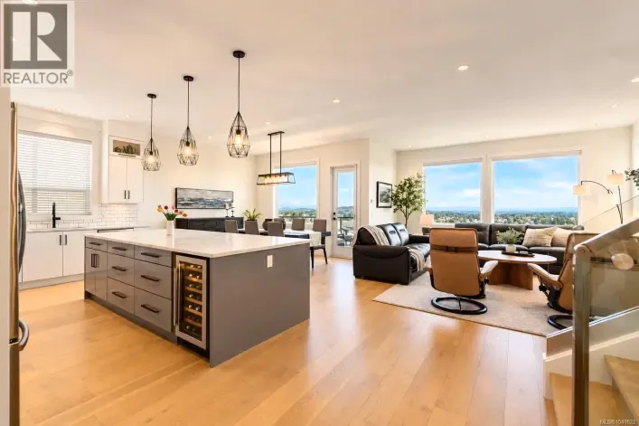 2423 Azurite Cres, Langford