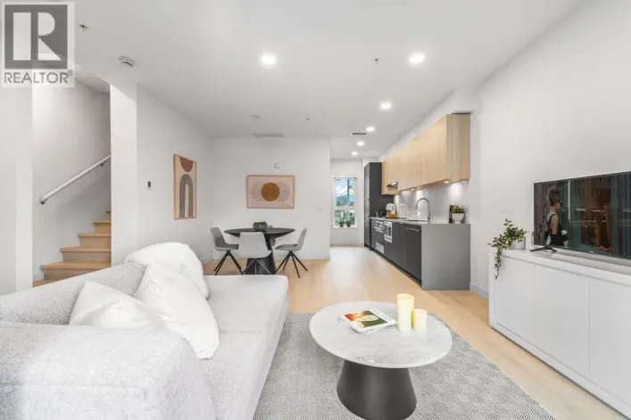 2425 GRANT STREET, Vancouver