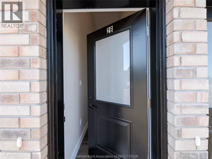 24254 Winter LINE Unit# 2B, Pain Court