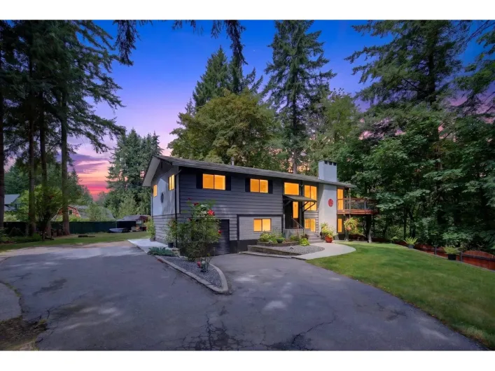 24299 55 AVENUE, Langley