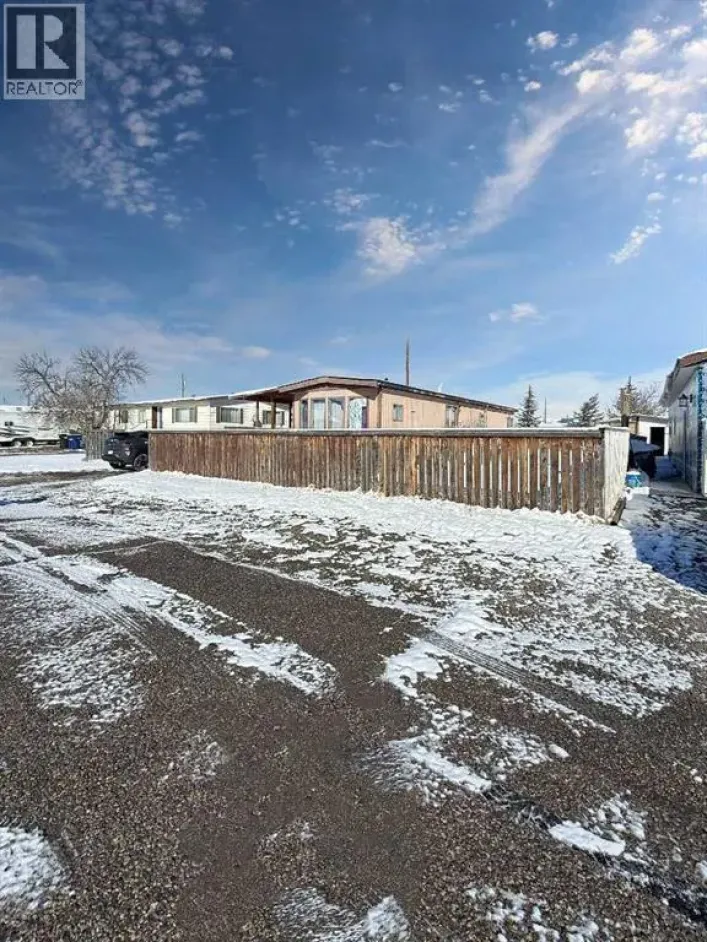 243 10 Street, Fort Macleod