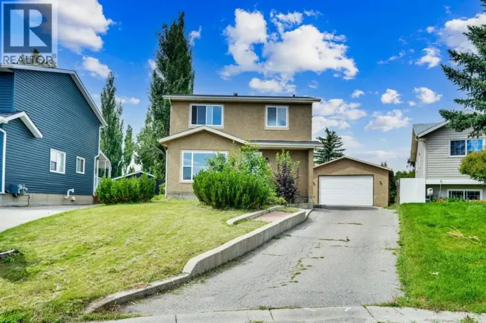 243 Castlebrook Road NE, Calgary