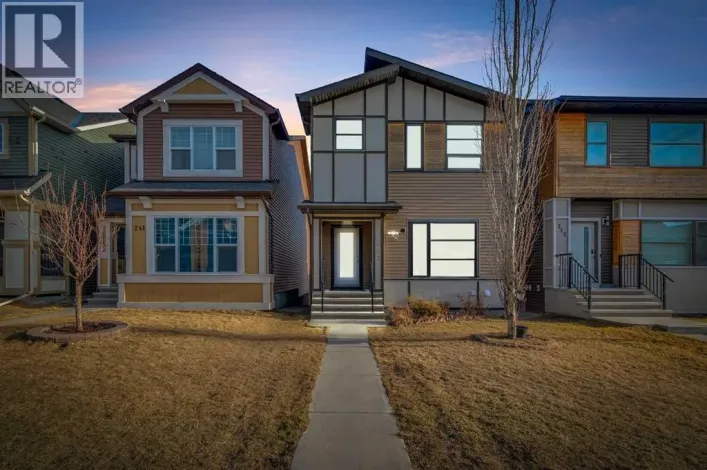 243 Evansborough Way NW, Calgary