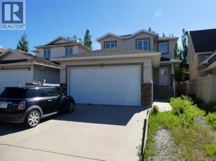 243 Fairmont Boulevard S, Lethbridge