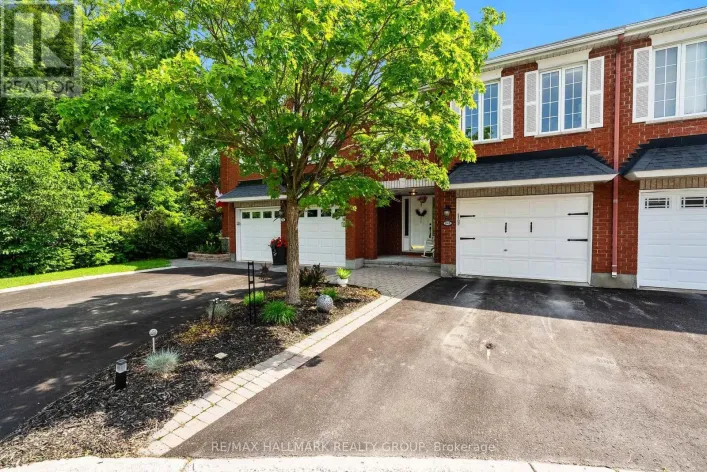 243 GLADEVIEW PRIVATE, Ottawa