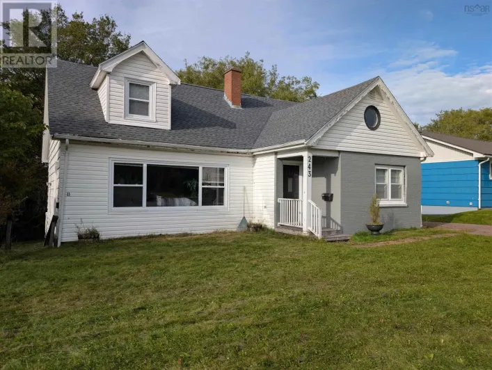 243 Glenwood Drive, Truro