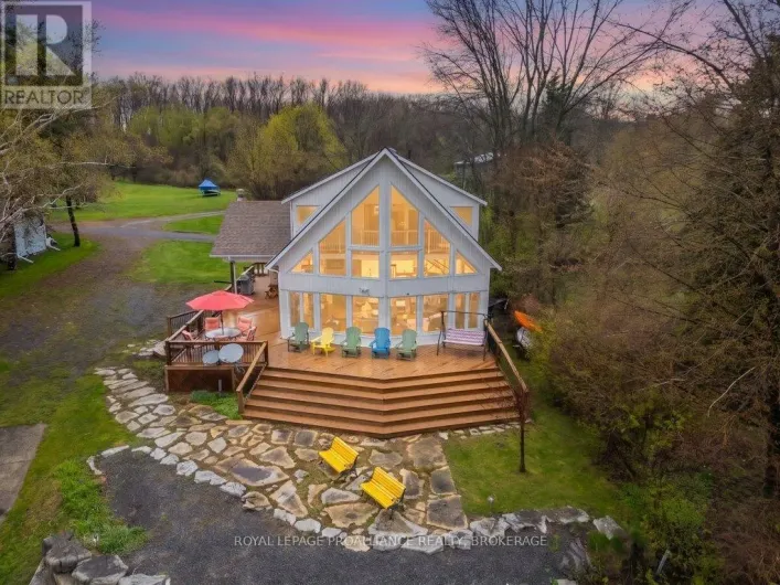 243 LEONE'S COVE LANE, Frontenac Islands