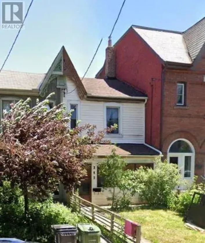 243 LIPPINCOTT STREET, Toronto