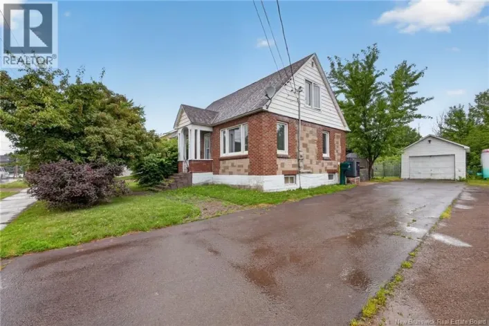 House for sale: 243 Mill Road, Moncton