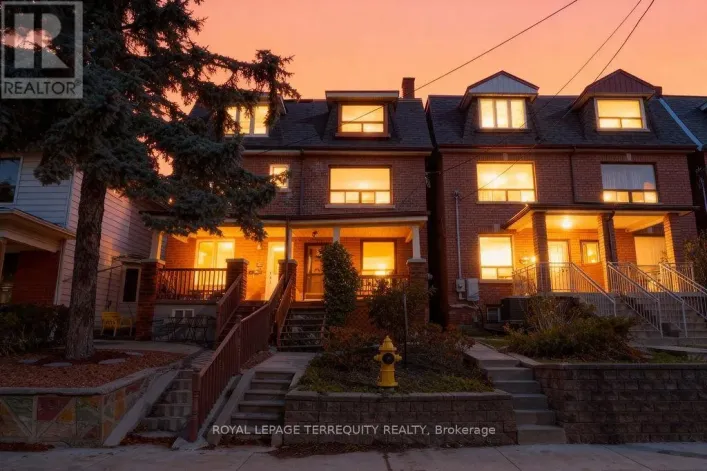 243 MONTROSE AVENUE, Toronto