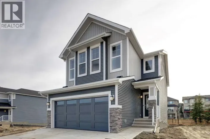 243 Silver Spruce Grove SW, Calgary