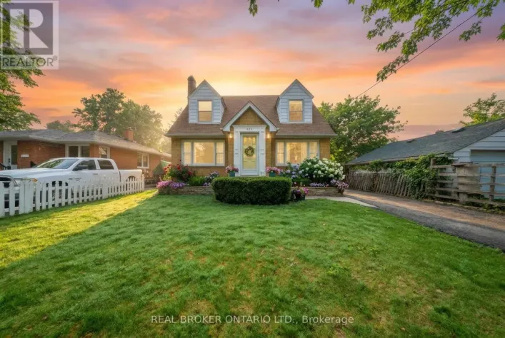 243 SYDNEY STREET, Milton