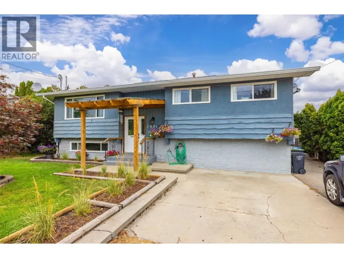 2430 Apollo Road, West Kelowna