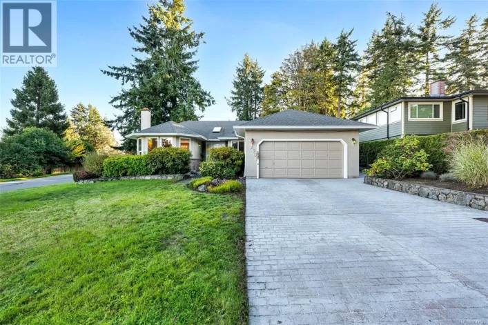 2431 Wilcox Terr, Central Saanich