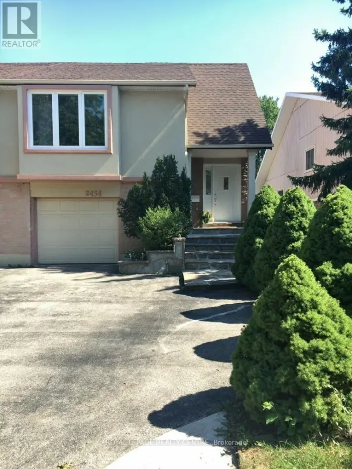 House for rent: 2434 MAINROYAL STREET, Mississauga