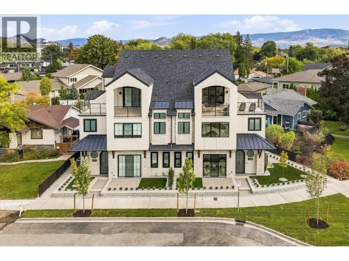 2435 Taylor Crescent Unit# 3, Kelowna