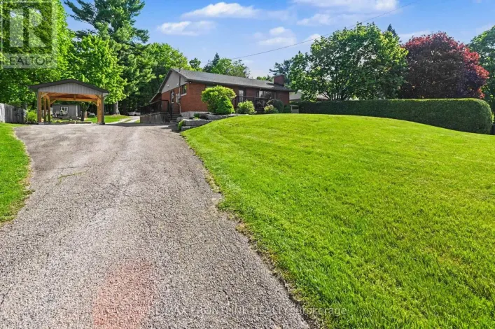 2436 RIDEAU FERRY ROAD, Drummond/North Elmsley