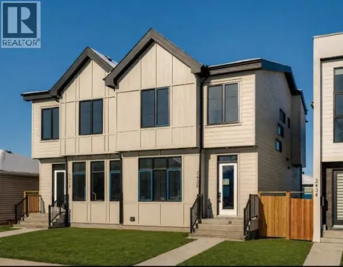 2438 30 Avenue SW, Calgary