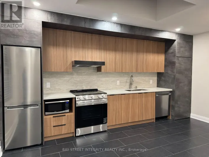 244 KING EDWARD AVENUE, Toronto