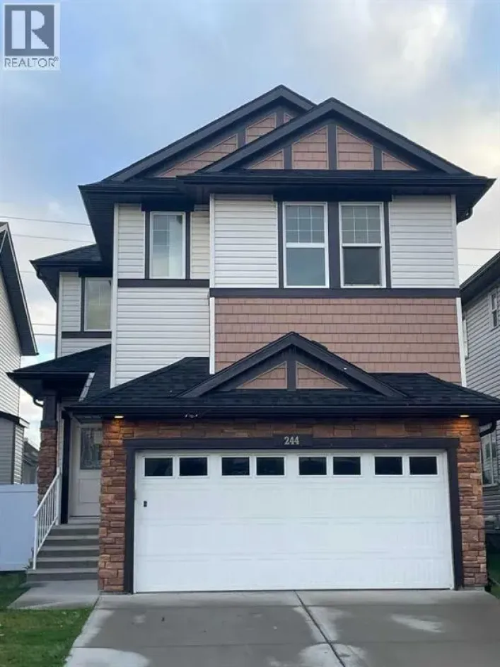 House for sale: 244 Skyview Shores Manor NE, Calgary