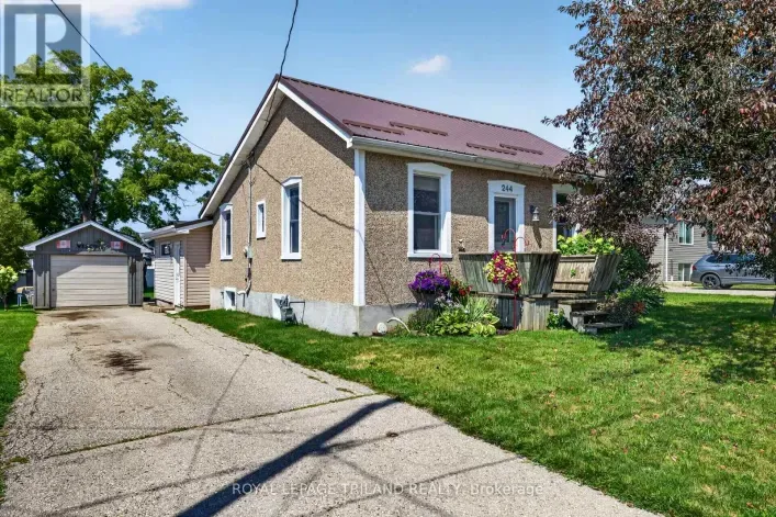 House for sale: 244 WEST STREET, Central Elgin