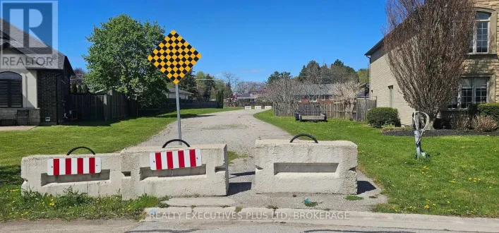 2441 COLANGELO DRIVE, Niagara Falls